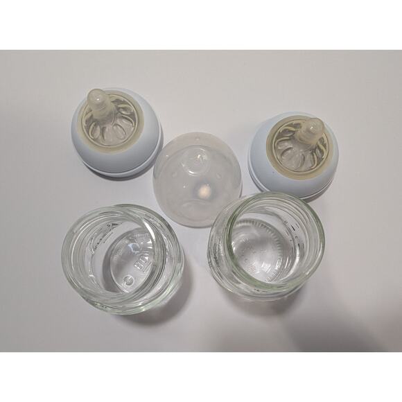 2 PHILIPS AVENT Baby Feeding Glass Bottle "Natural" 120ml Breast-Shaped Teats - Picture 3 of 4